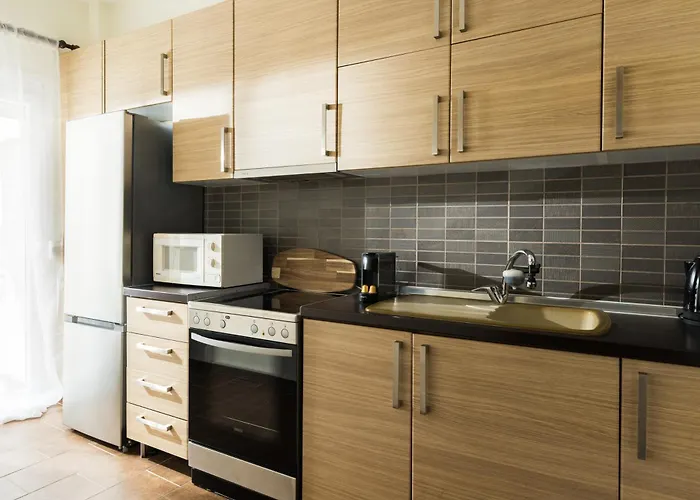 Indiana By Halu! Stylish 2bd Near Papafi Metro Station * Szaloniki